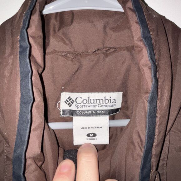 due to PoshM's policies cannot take down a listing within two months been bought - Picture 12 of 15